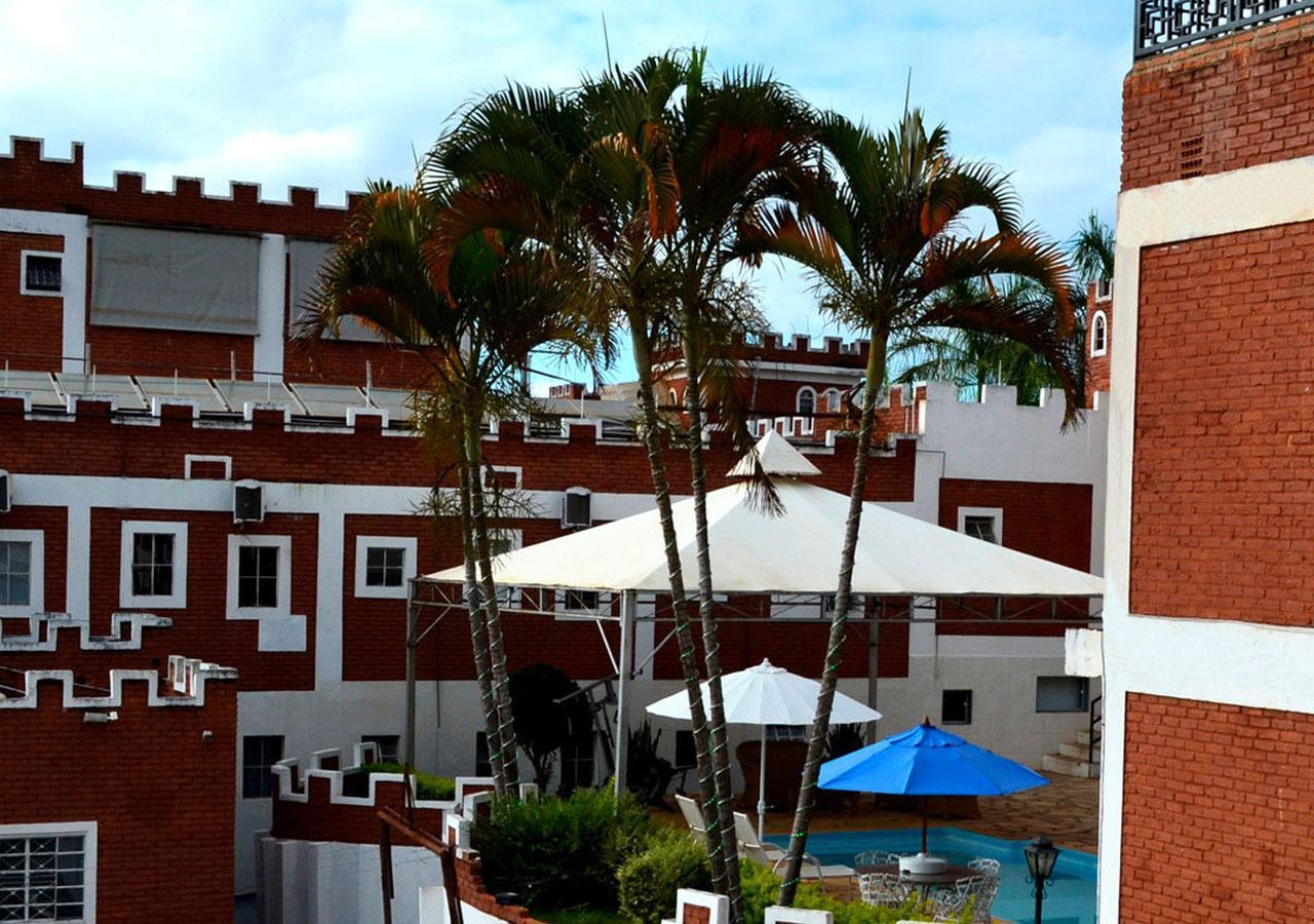 Medieval Hotel تريس كوراسويس المظهر الخارجي الصورة